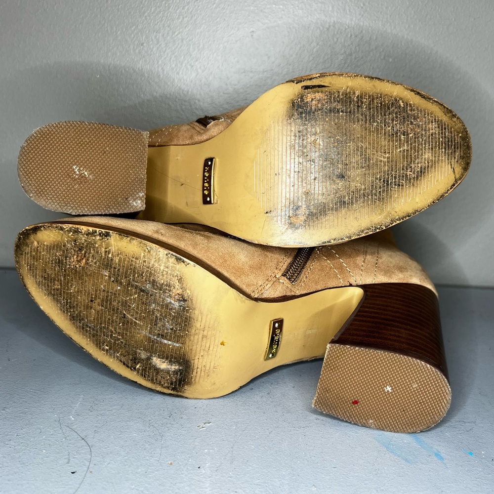 Booties - Picture 5 of 5